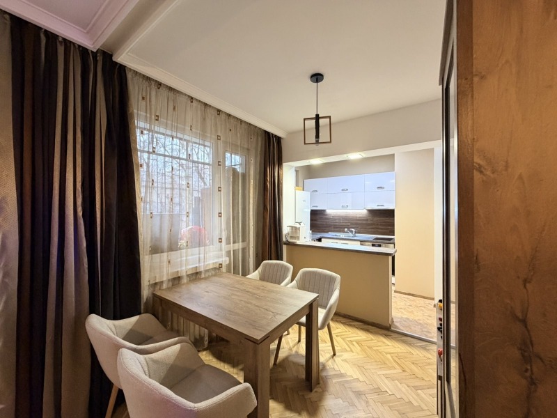 Дава под наем 3-СТАЕН, гр. София, Медицинска академия