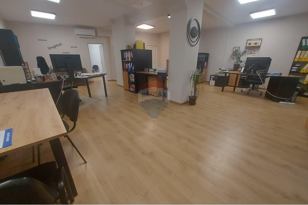 Дава под наем ОФИС, гр. Варна, ЖП Гара, снимка 4 - Офиси - 54330272