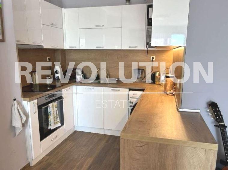 Под наем 2-СТАЕН, град Варна, Владислав Варненчик 1 • 425 € / 831.23 лв. • 76461751 1