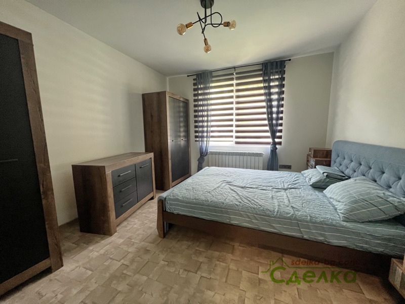 De inchiriat  2 dormitoare Gabrovo , Țentâr , 80 mp | 38043974 - imagine [9]