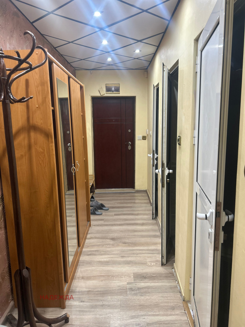 Дава под наем  3-стаен град Плевен , Сторгозия , 97 кв.м | 50350940 - изображение [5]