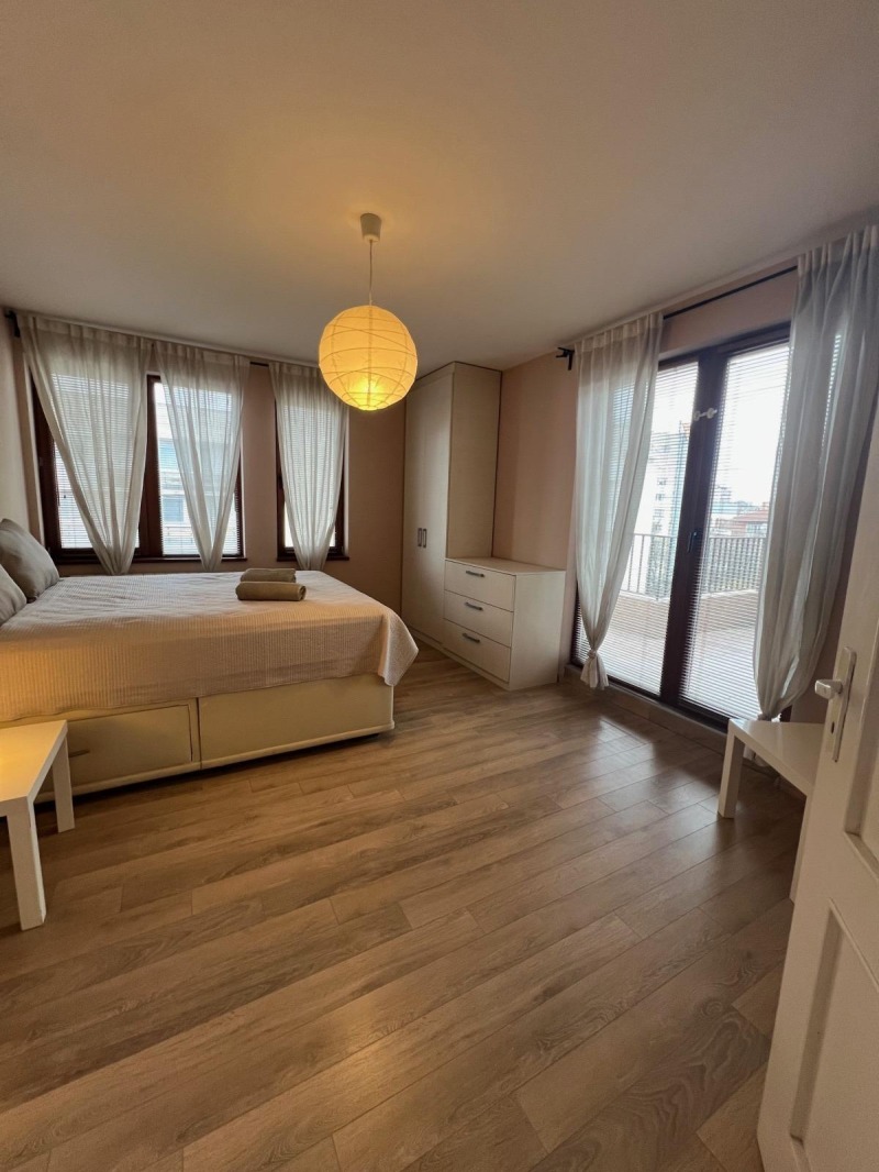 Дава под наем 3-СТАЕН, гр. София, Оборище, снимка 5 - Апартаменти - 51741029