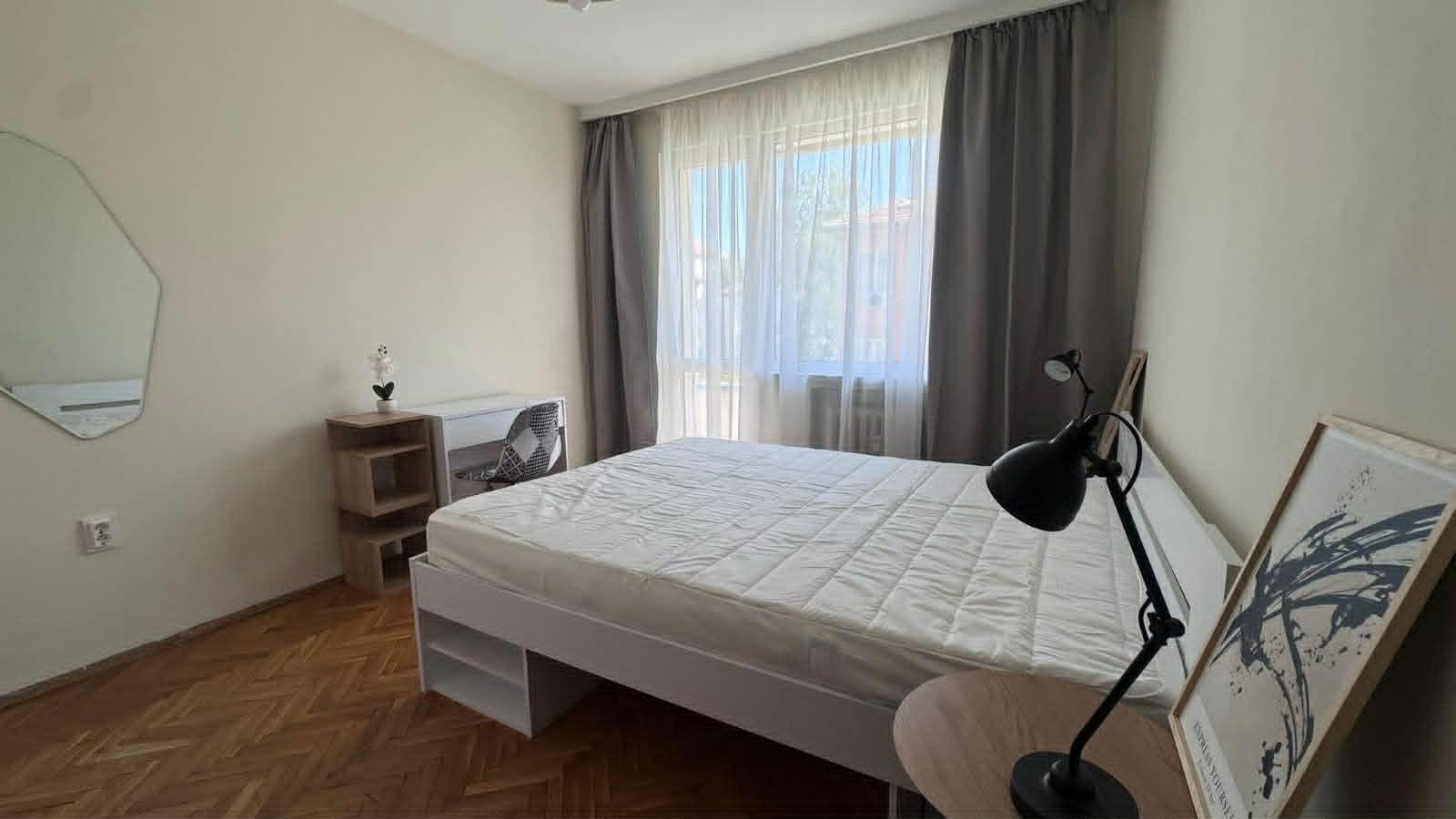 Дава под наем 4-СТАЕН, гр. София, Център, снимка 5 - Апартаменти - 54340759