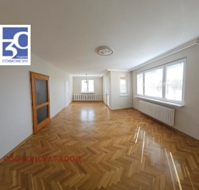 ���� ��� ���� 3-����� | Imot.bg � ����� ������ 8