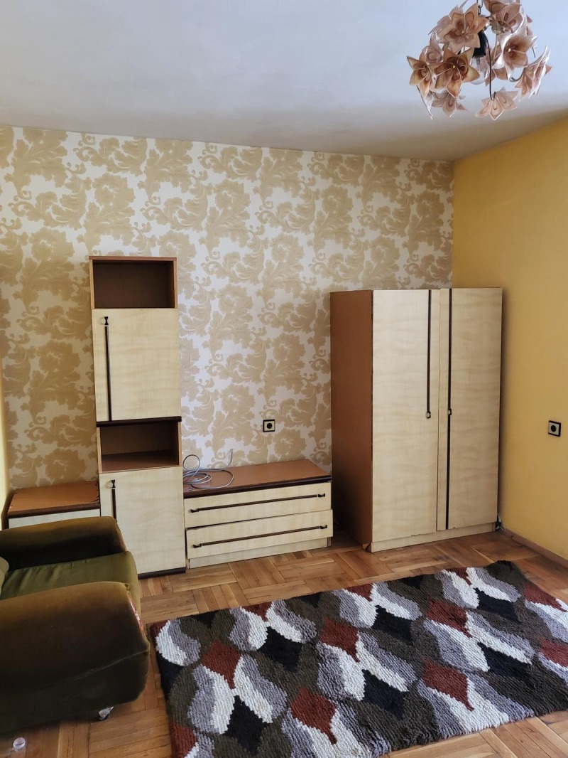 Дава под наем 2-СТАЕН, гр. Бургас, Център, снимка 2 - Апартаменти - 53408873