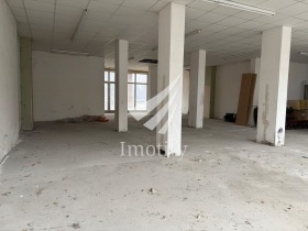 МАГАЗИН, 282 m2