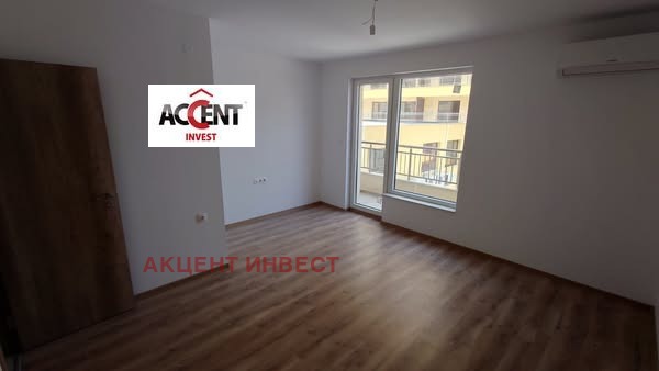 Do wynajęcia  Biuro Warna , Pobeda , 129 mkw | 60872195 - obraz [2]