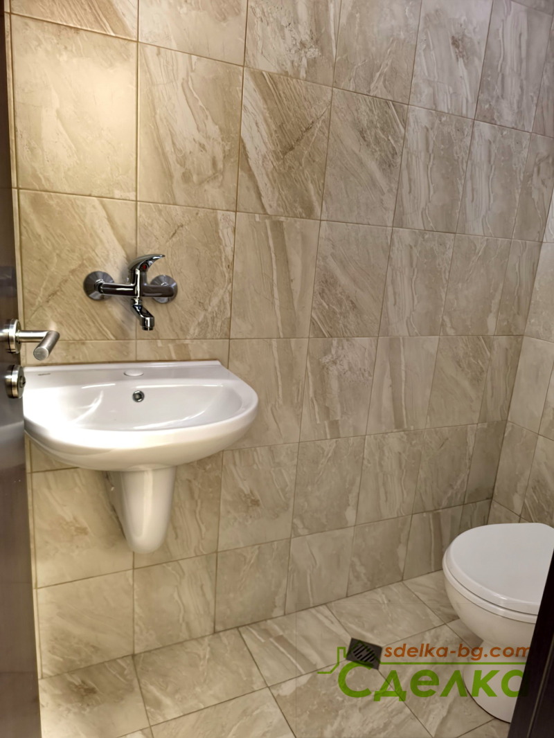 Дава под наем ОФИС, гр. Габрово, Център, снимка 15 - Офиси - 52649967