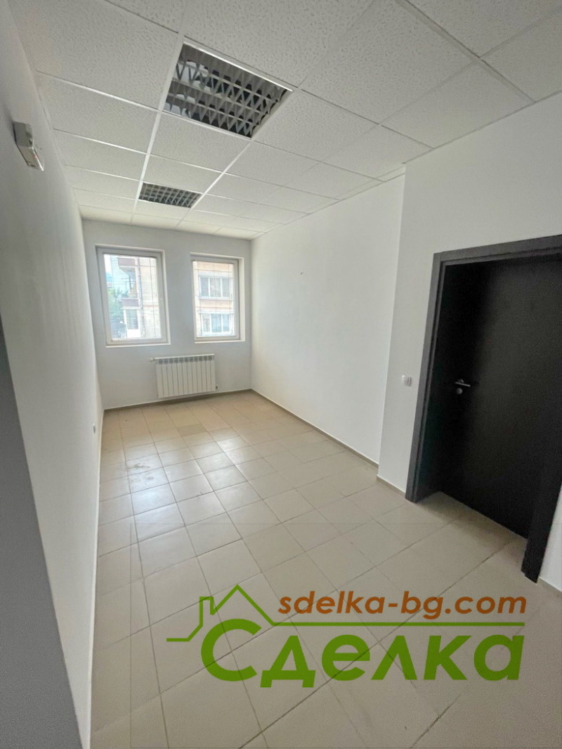 Дава под наем ОФИС, гр. Габрово, Център, снимка 11 - Офиси - 52649967