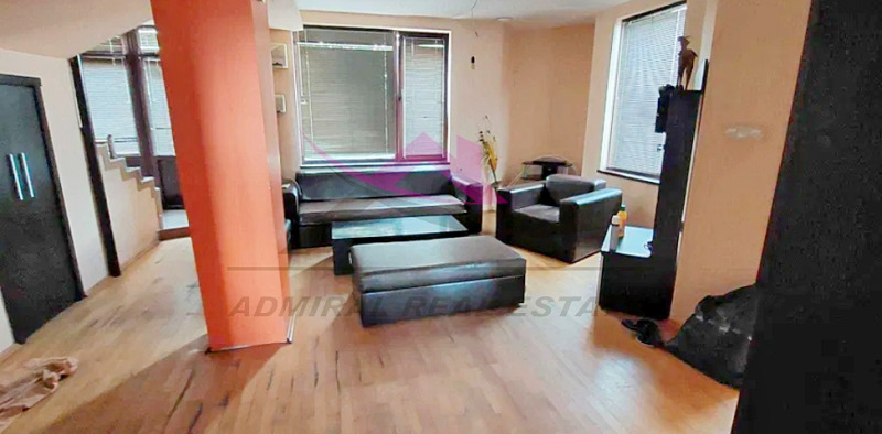 Дава под наем КЪЩА, с. Приселци, област Варна, снимка 3 - Къщи - 52734628