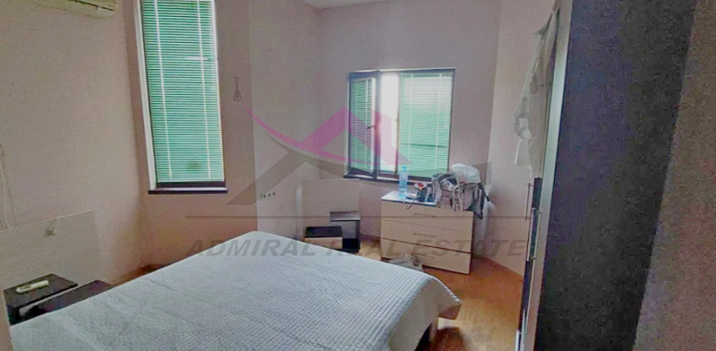 Дава под наем КЪЩА, с. Приселци, област Варна, снимка 4 - Къщи - 52734628