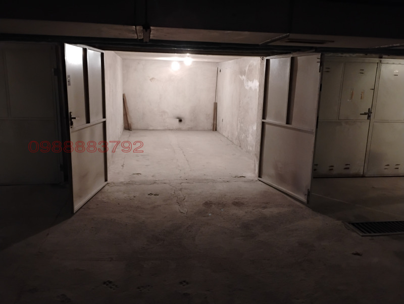 Дава под наем ГАРАЖ, ПАРКОМЯСТО, гр. София, Стрелбище