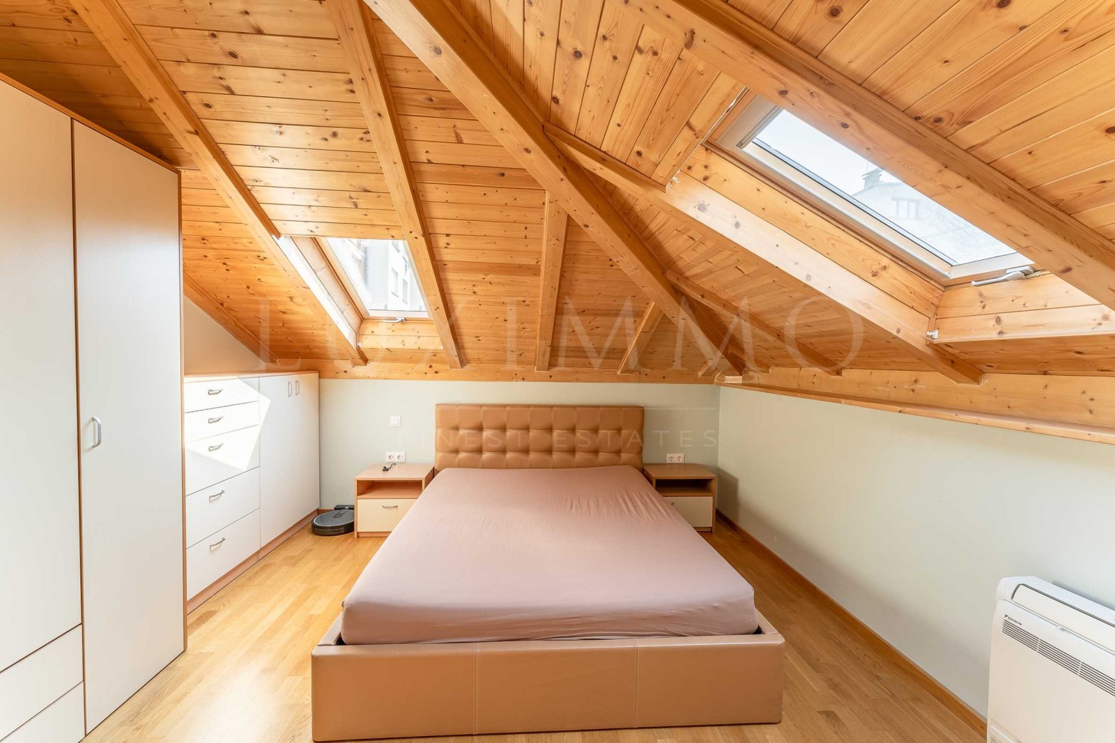 Дава под наем 2-СТАЕН, гр. София, Лозенец, снимка 9 - Апартаменти - 54091270