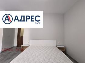 1 chambre Chirok tsentar, Rouse 8