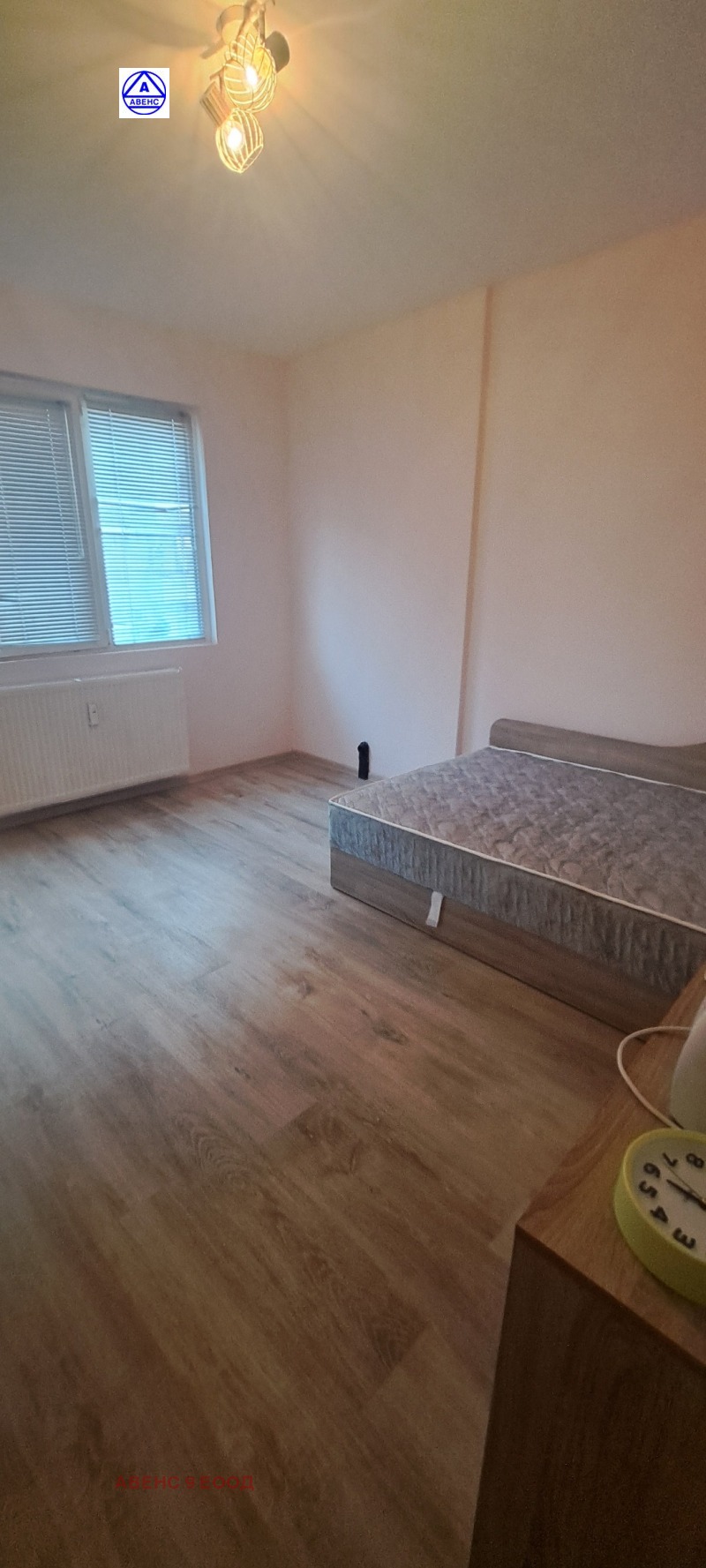 Zu vermieten  3+ Schlafzimmer Plewen , Schirok zentar , 100 qm | 97628614 - Bild [4]