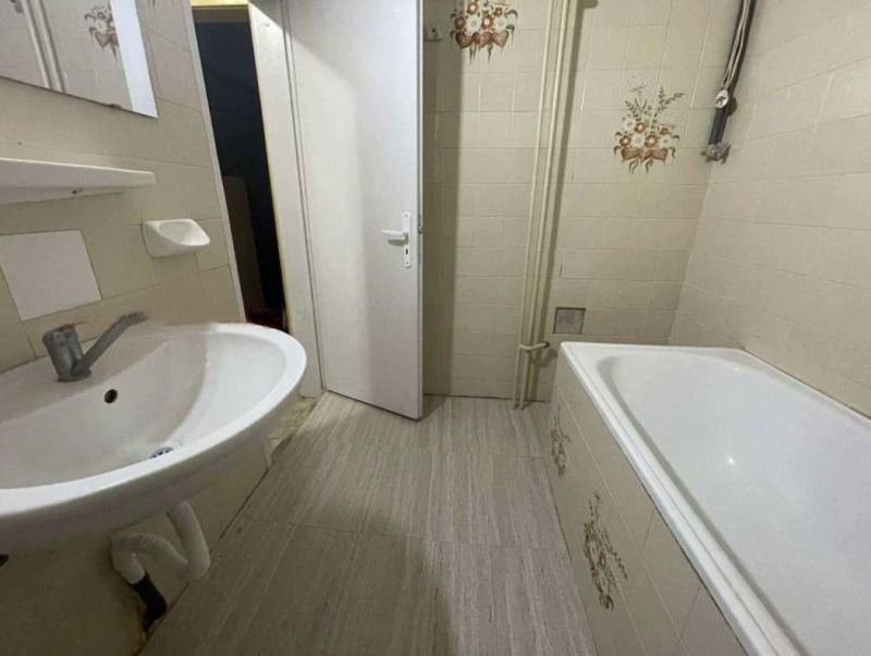 Дава под наем 2-СТАЕН, гр. София, Дианабад, снимка 8 - Апартаменти - 53161710