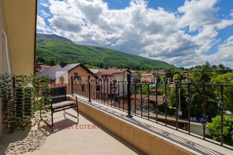 De inchiriat  3 dormitoare Sofia , Dragalevți , 204 mp | 92321315 - imagine [11]