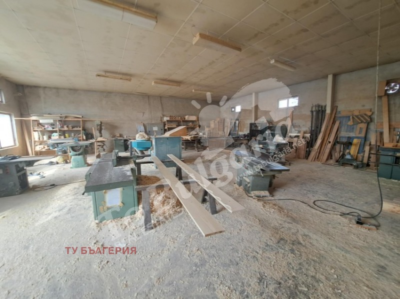 Дава под Наем СКЛАД в град Велико Търново, Картала - 854 кв.м / 2 556.46 € » 5 000 лв., ТУ БЪЛГЕРИЯ