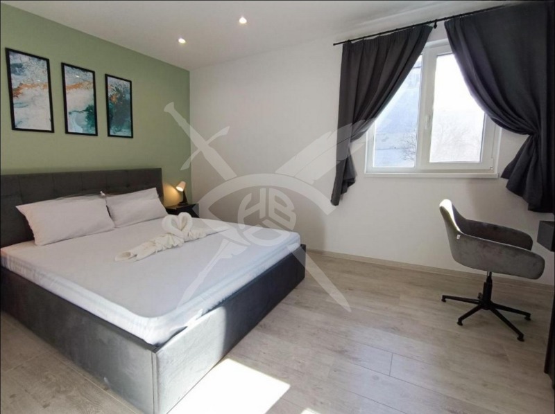 Дава под нем  3-стаен, град София, Красна поляна 1 •  650 € • ID 21923053 — holmes.bg - [1] 