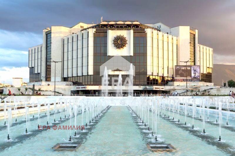 Дава под наем 2-СТАЕН, гр. София, Център