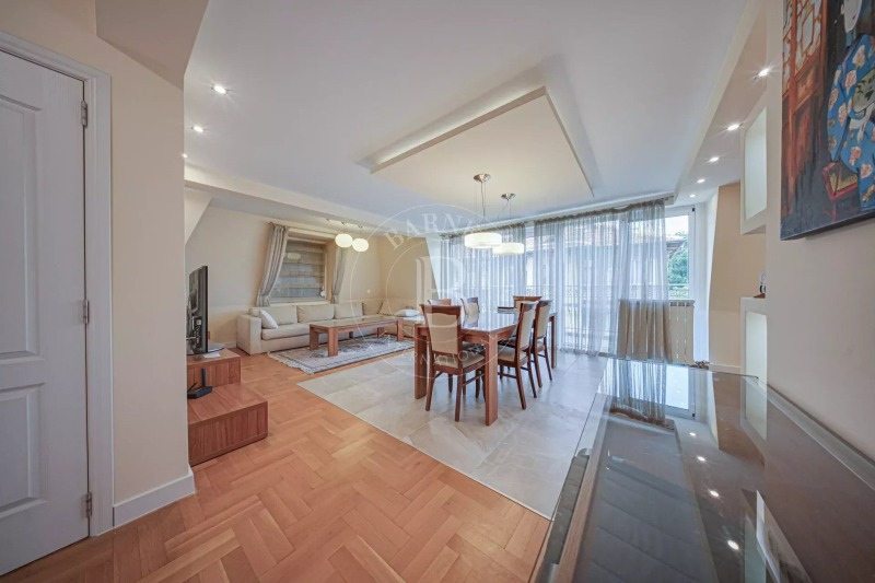 Издаје се  2 спаваће собе Софија , Центар , 156 м2 | 64049148 - слика [7]