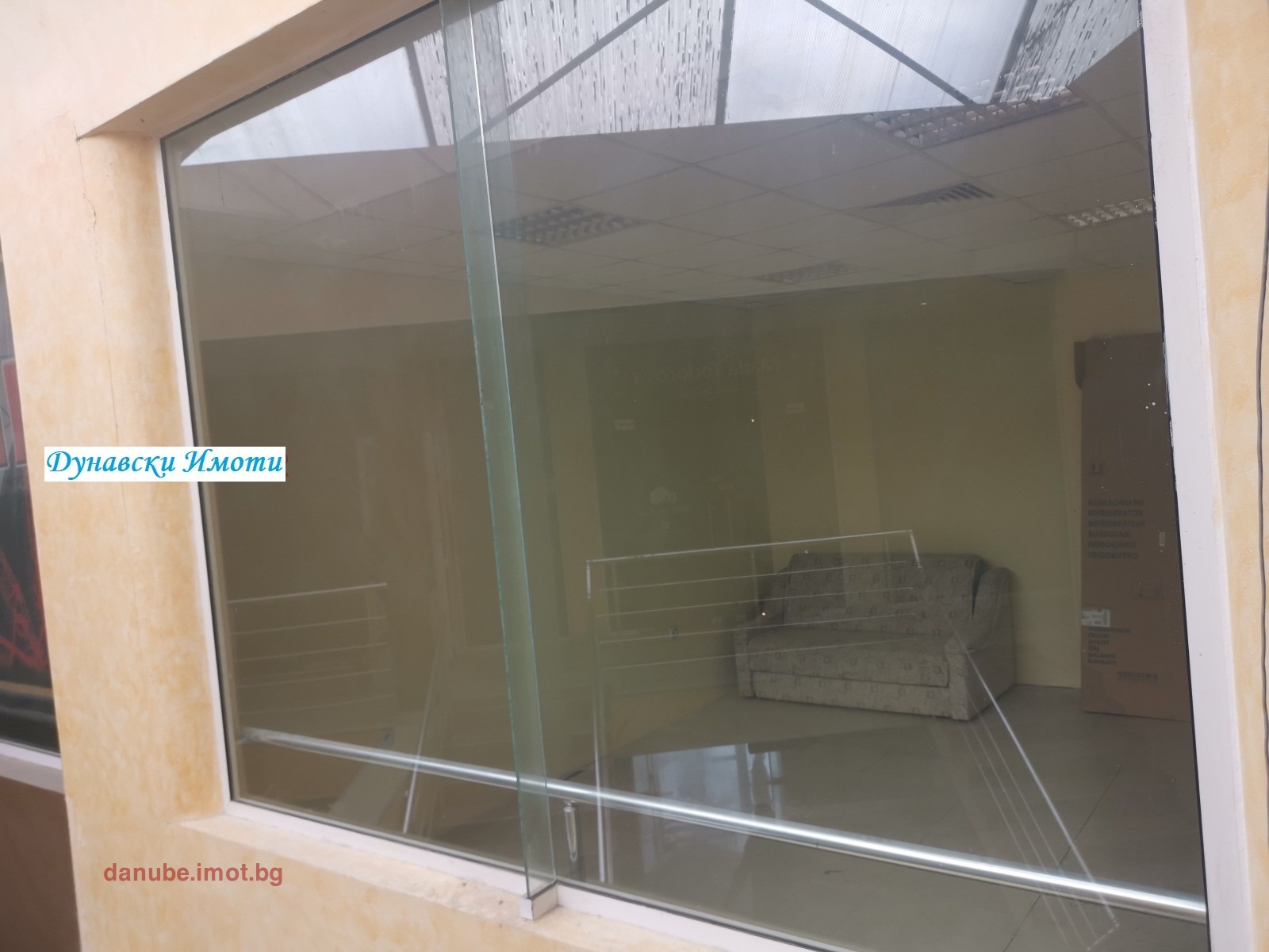 Дава под наем МАГАЗИН, гр. Русе, Родина 1, снимка 3 - Магазини - 53785231