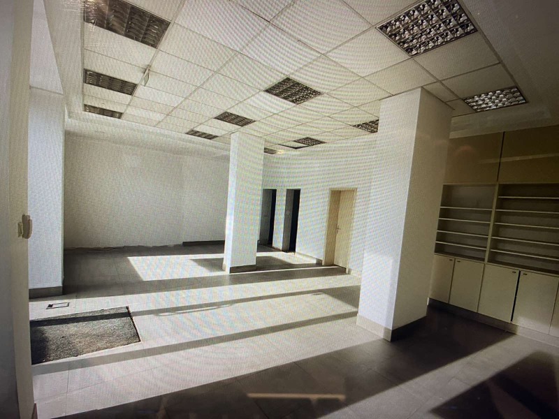 Дава под наем МАГАЗИН, гр. София, Медицинска академия, снимка 5 - Магазини - 53021095