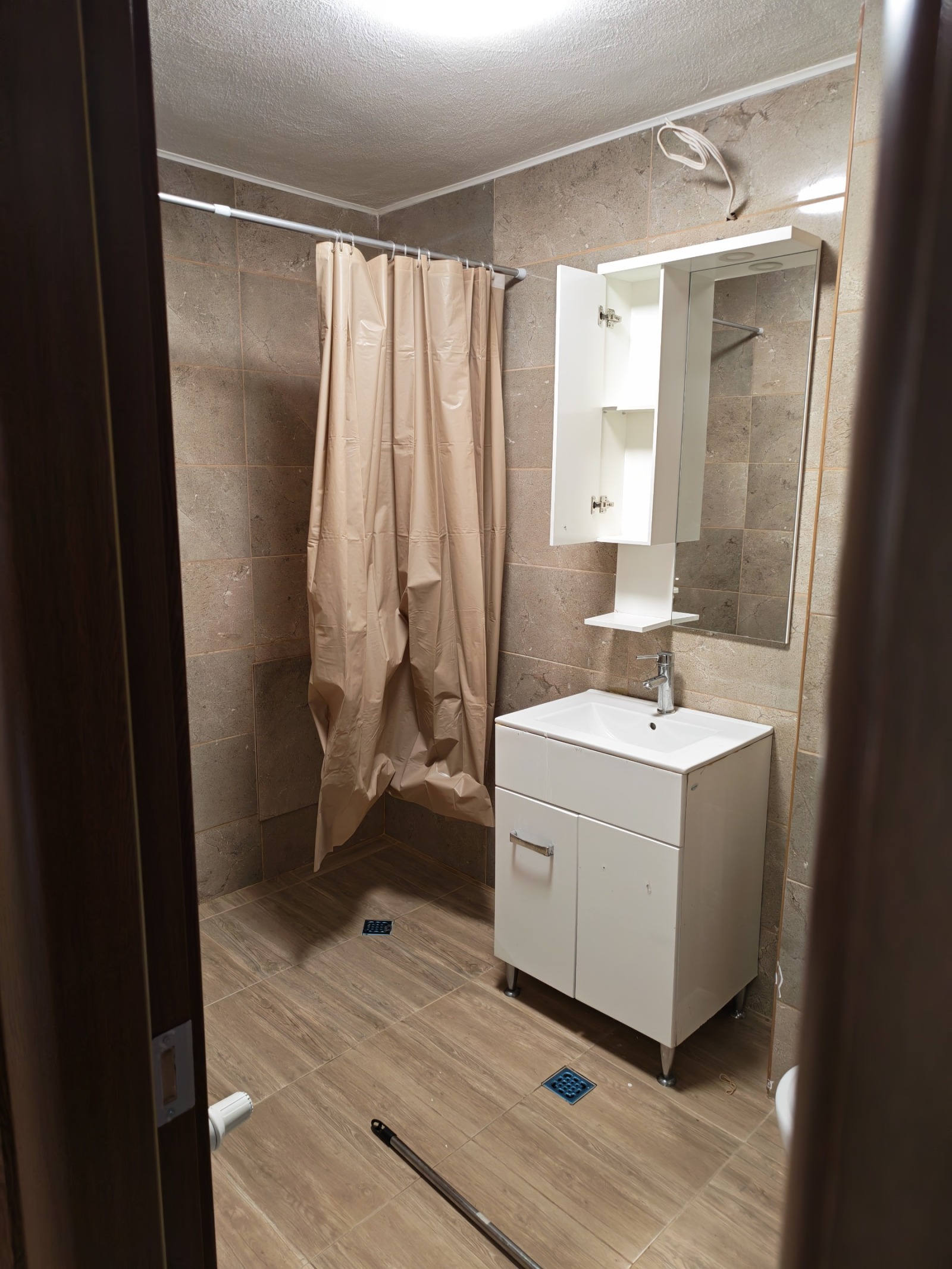 Дава под наем 3-СТАЕН, гр. София, Дианабад, снимка 5 - Апартаменти - 53085501