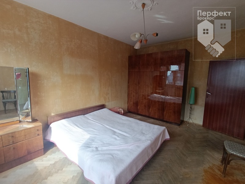 Дава под наем  3-стаен град Велико Търново , Център , 84 кв.м | 77610197 - изображение [4]