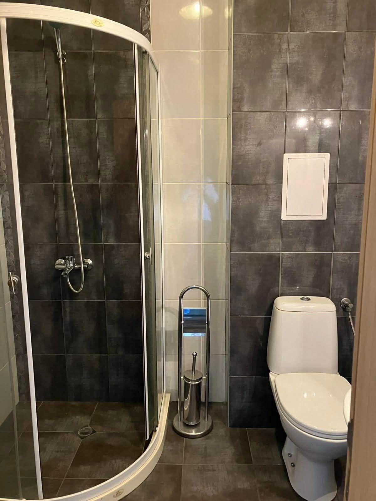 Дава под наем 2-СТАЕН, гр. София, Толстой, снимка 8 - Апартаменти - 54216050