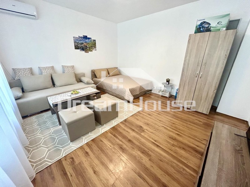 Para alugar  Estúdio Plovdiv , Kiutchuk Parij , 40 m² | 18245234