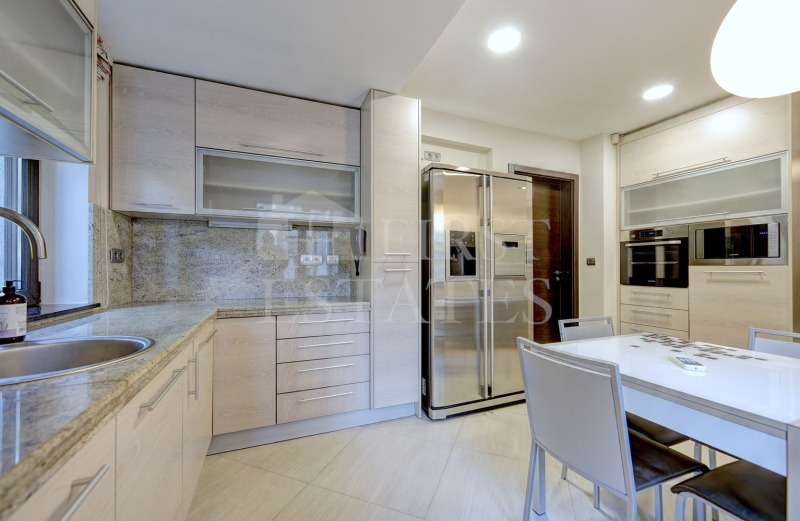 De inchiriat  3+ dormitor Sofia , Țentâr , 230 mp | 57407643 - imagine [8]