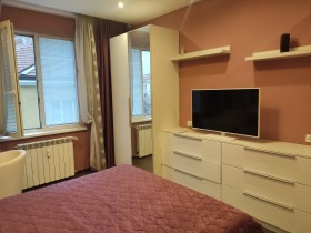 2 Schlafzimmer Zentar, Sofia 9