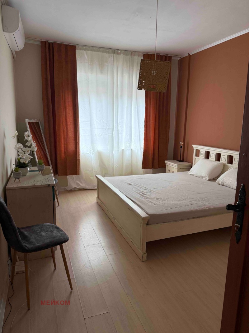 Издаје се  1 спаваћа соба Софија , Центар , 60 м2 | 33804790 - слика [9]