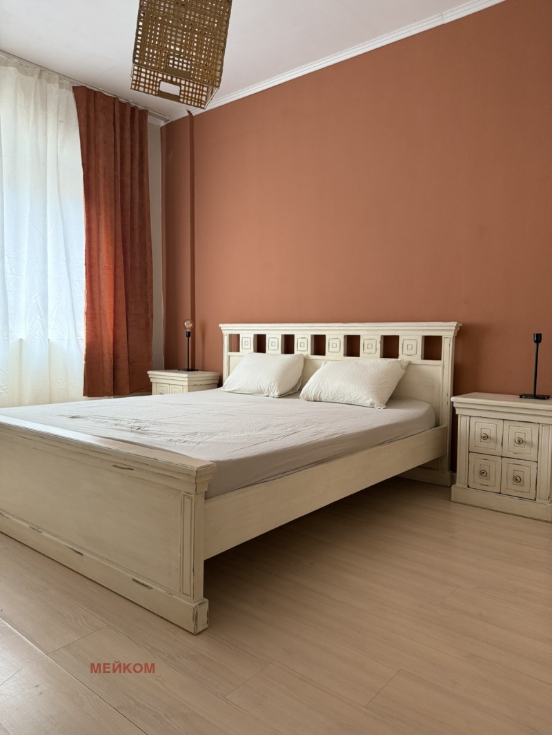 Издаје се  1 спаваћа соба Софија , Центар , 60 м2 | 33804790 - слика [8]