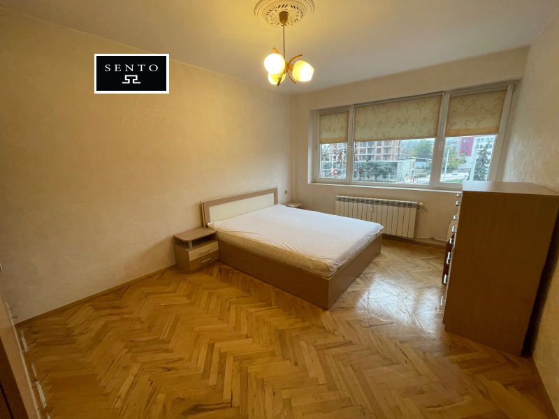 Дава под наем 2-СТАЕН, гр. Русе, Широк център, снимка 2 - Апартаменти - 52405733