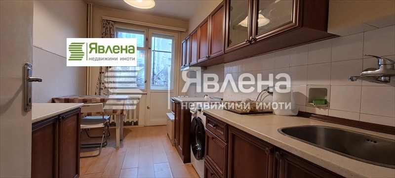 Дава под наем 2-СТАЕН, гр. София, Център