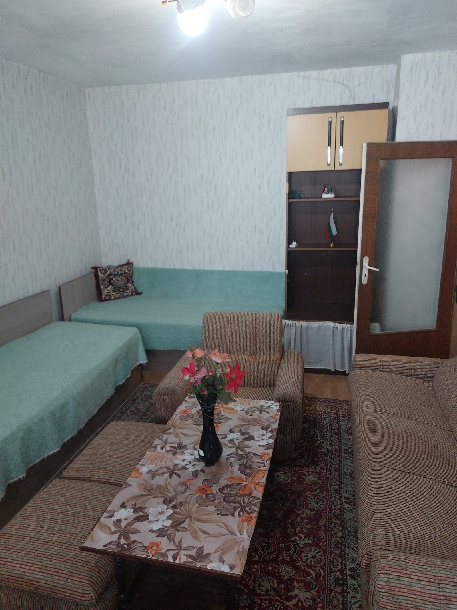 Дава под наем 1-СТАЕН, гр. Враца, Сениче, снимка 2 - Апартаменти - 54595136