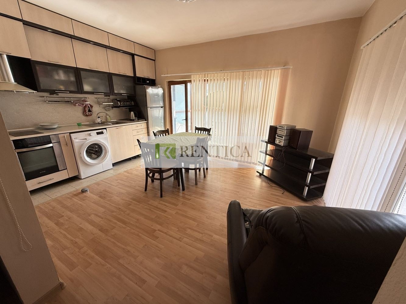 Дава под наем 2-СТАЕН, гр. Варна, Бриз, снимка 3 - Апартаменти - 53640455