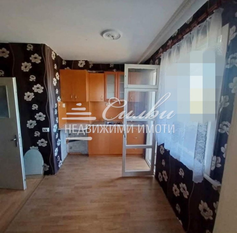 Дава под наем  1-стаен град Шумен , Тракия , 42 кв.м | 70299099 - изображение [2]