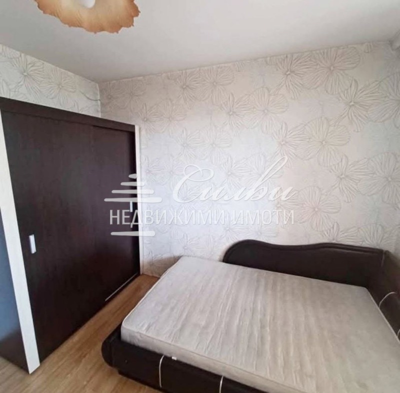 Дава под наем  1-стаен град Шумен , Тракия , 42 кв.м | 70299099