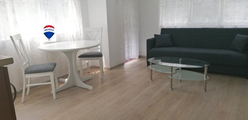 Издаје се  1 спаваћа соба Пловдив , Центар , 62 м2 | 98008015 - слика [2]