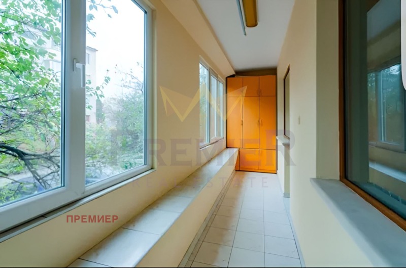 Издаје се  2 спаваће собе Варна , Базар Левски , 65 м2 | 48617713 - слика [11]
