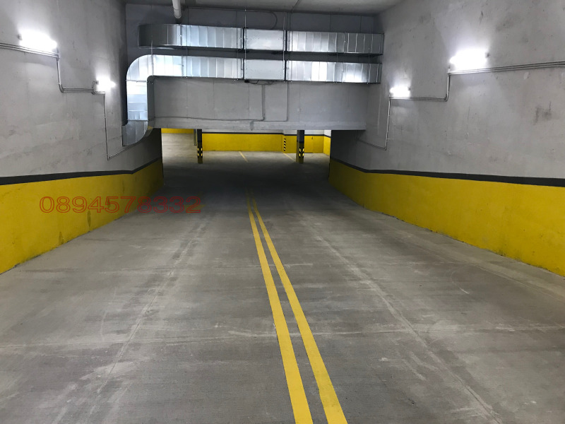 Дава под наем ГАРАЖ, ПАРКОМЯСТО, гр. Варна, Младост 2, снимка 4 - Гаражи и паркоместа - 52816360