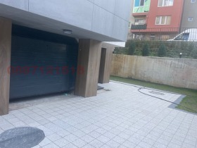 Garagem Manastirski livadi, Sofia 8