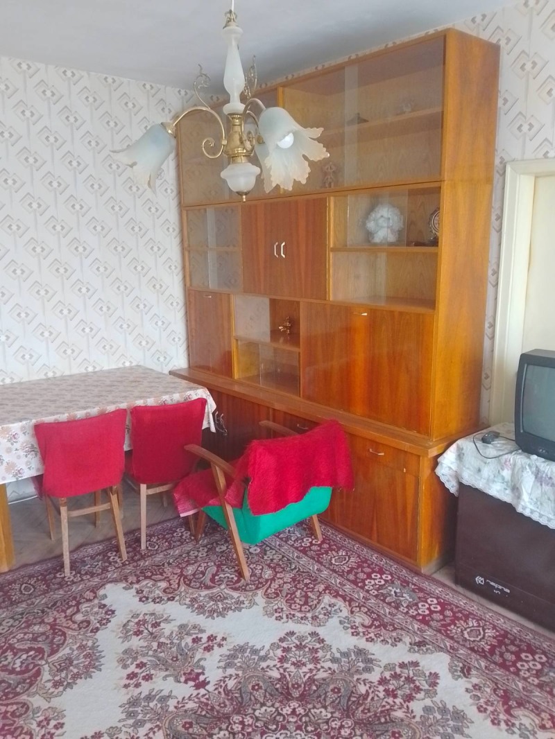 Vuokrattavana  1 makuuhuone Razgrad , Tsentar , 65 neliömetriä | 50605598 - kuva [4]