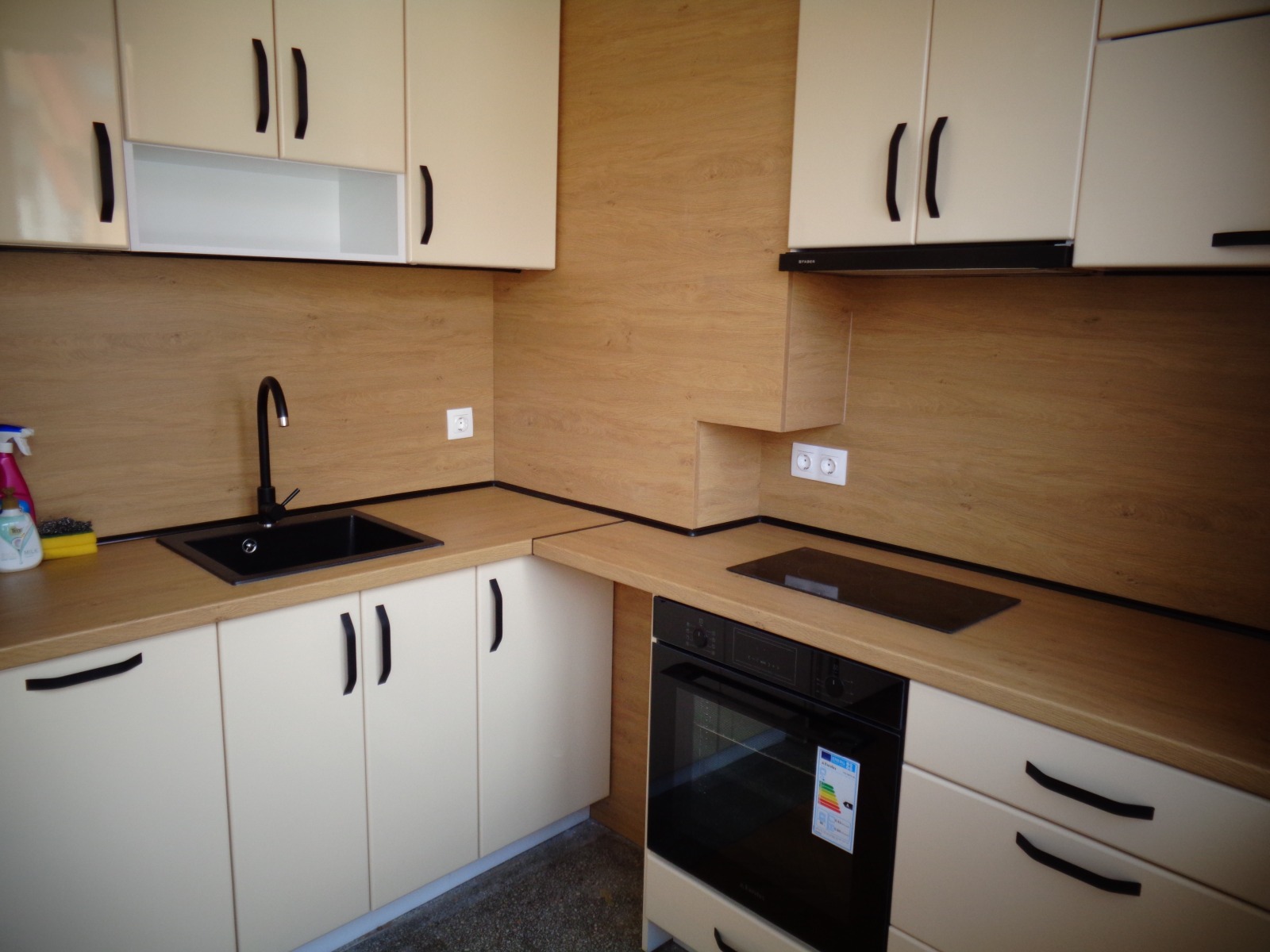 Дава под наем 3-СТАЕН, гр. София, Изток
