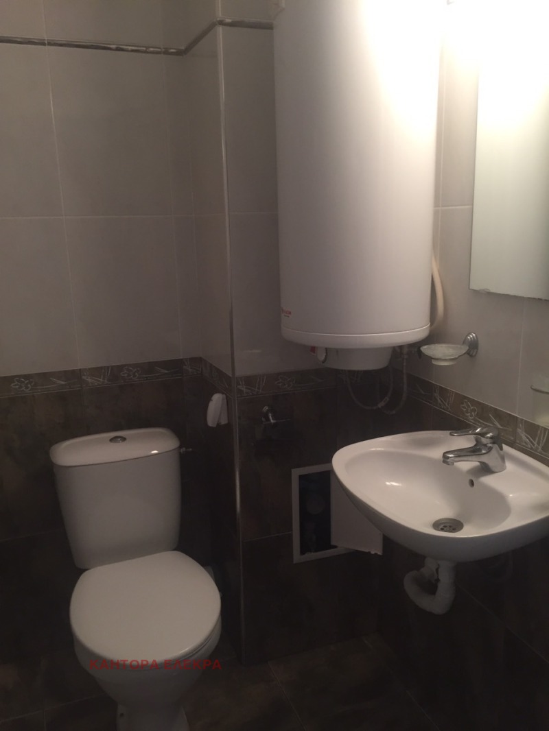 Do wynajęcia  1 sypialnia Warna , Ljatno kino Trakija , 75 mkw | 73485375 - obraz [8]