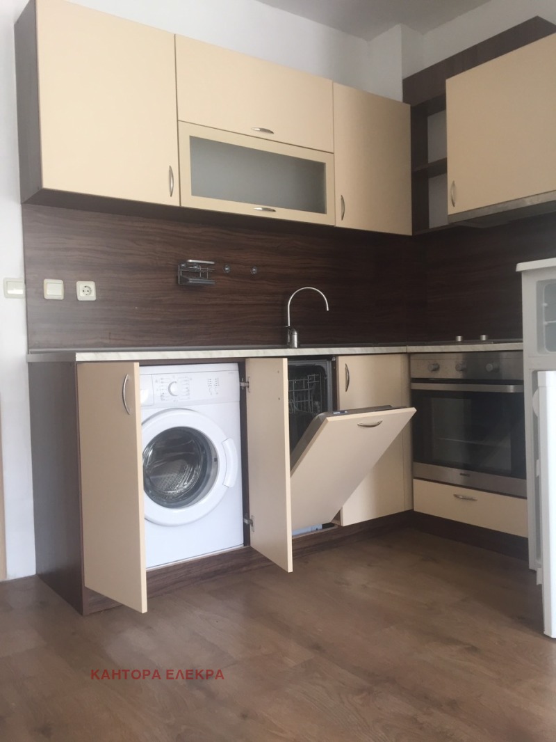 Do wynajęcia  1 sypialnia Warna , Ljatno kino Trakija , 75 mkw | 73485375 - obraz [2]