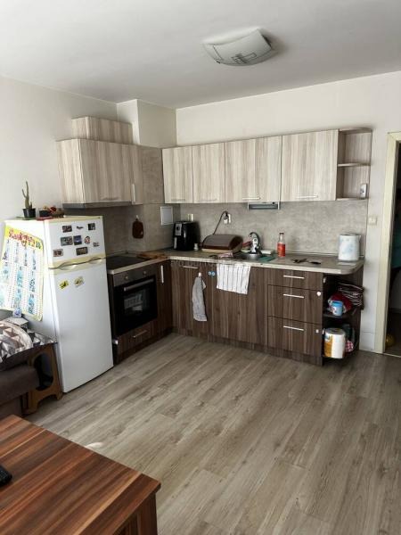 Дава под наем 2-СТАЕН, гр. Бургас, Славейков, снимка 2 - Апартаменти - 53630045